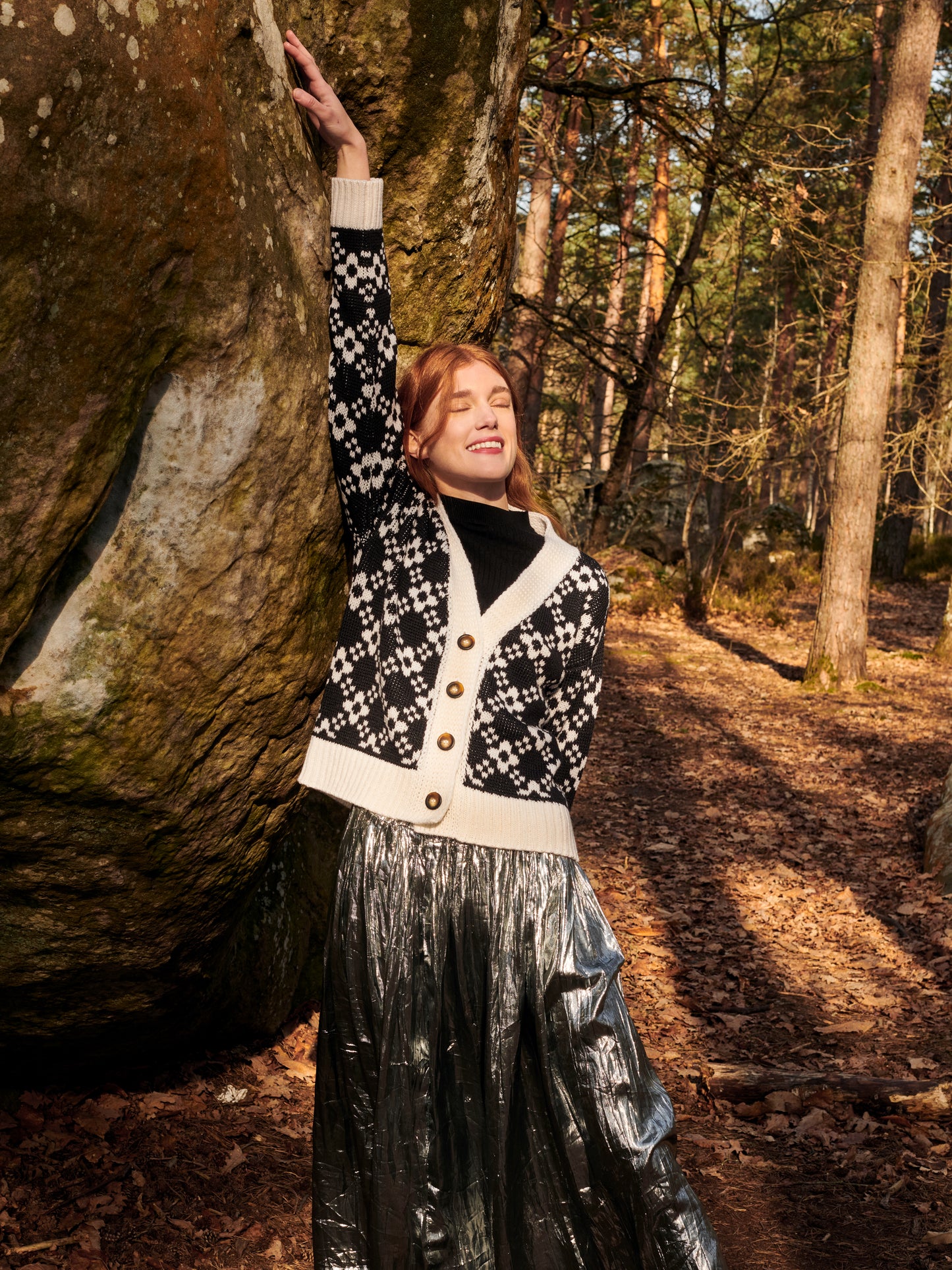 Flower Chain Cardi in Black & White