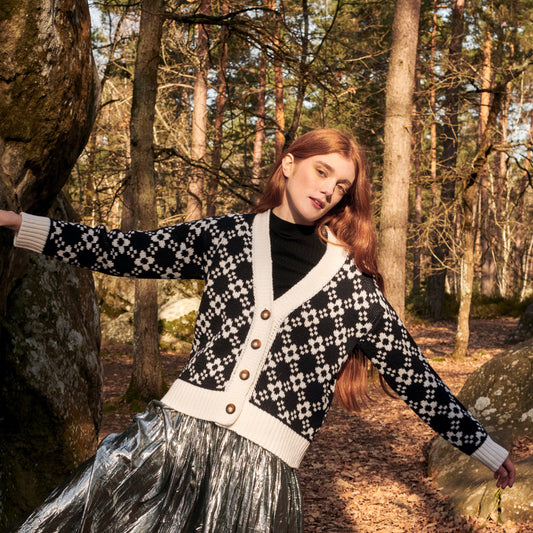 Flower Chain Cardi in Black & White