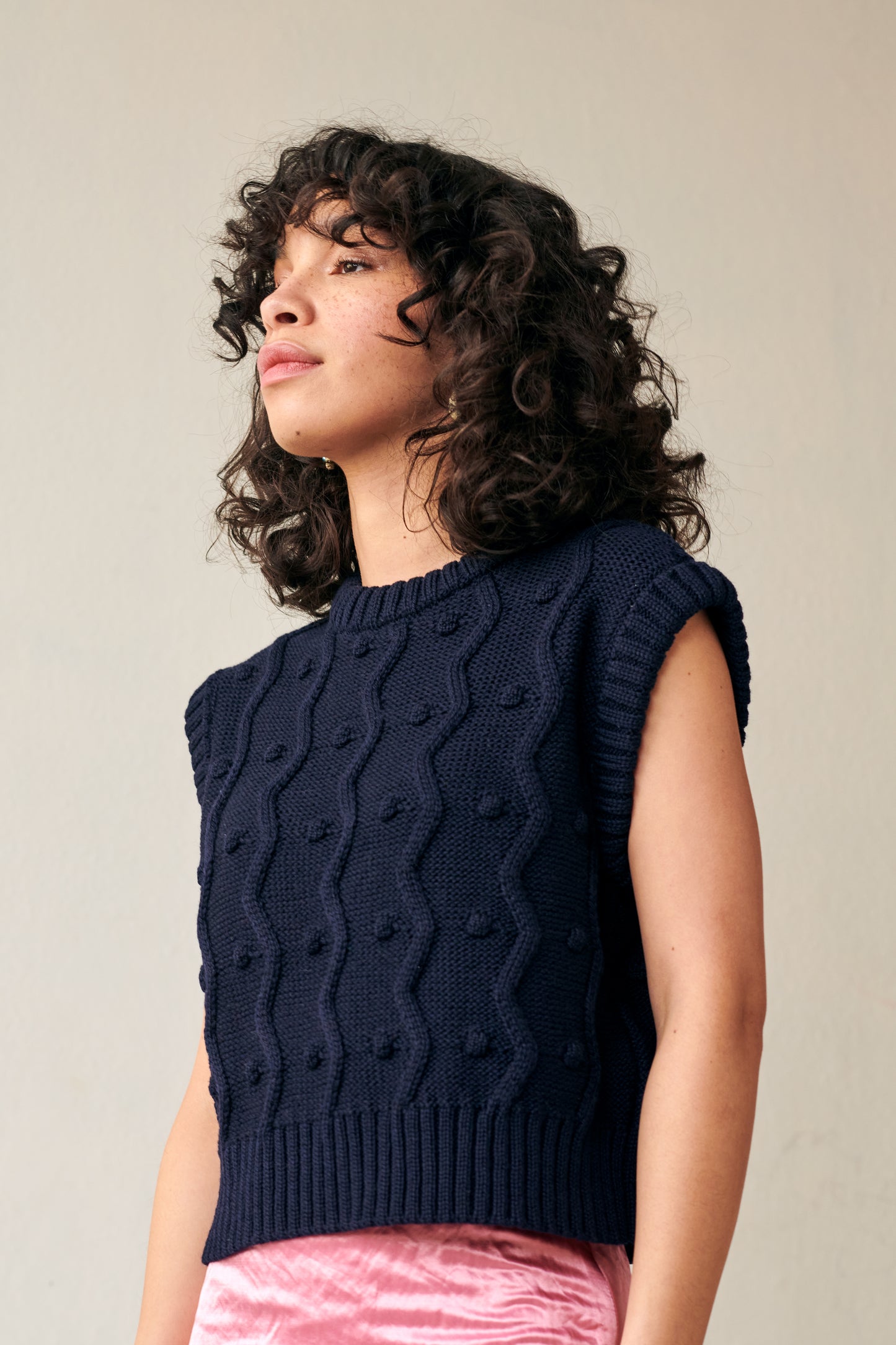 Bubble Vest in Navy