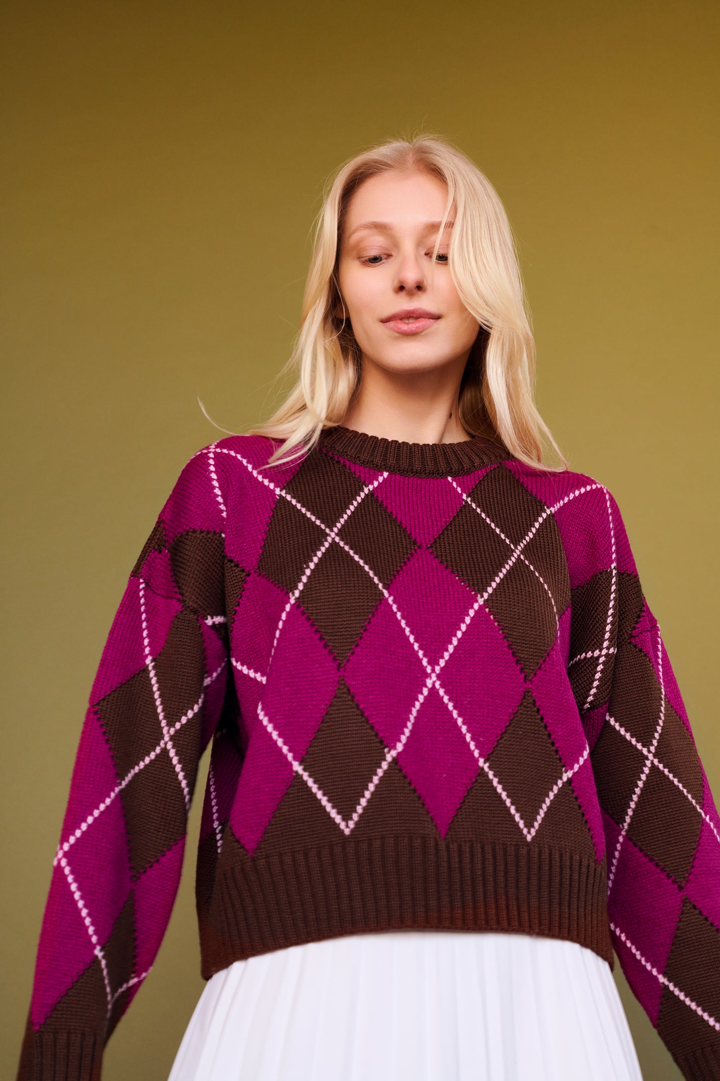 Annie Argyle Sweater in Brown Magenta