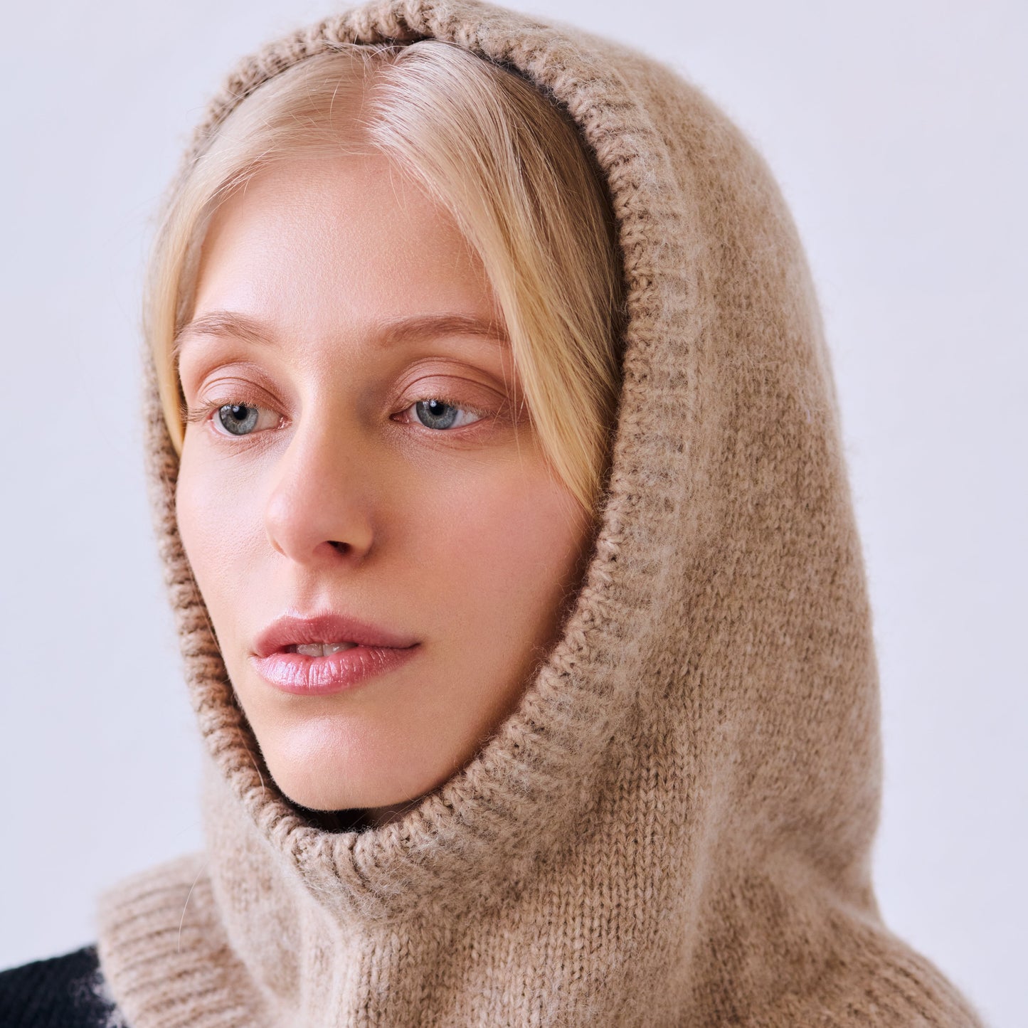 Eero Balaclava Hat in Beige